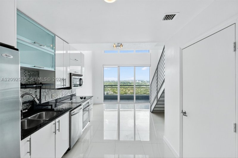 Property photo # 9
