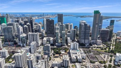 Axis on Brickell North Tower Apt #3220-N