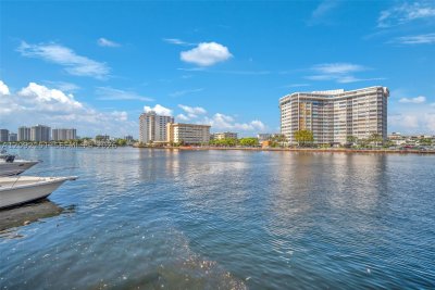 Comprar apartamento en Plaza Towers South PH3