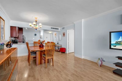 Comprar apartamento no Plaza Towers South PH3