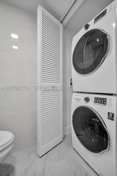 Condo for sale at Plaza Towers South PH3