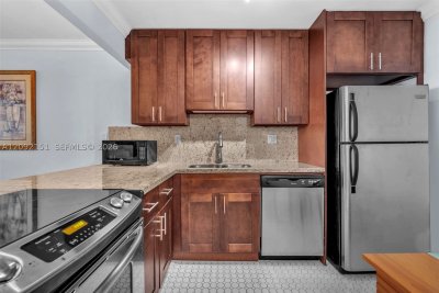 Comprar apartamento no Plaza Towers South PH3