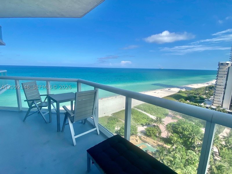 Condo for sale at Bel Aire 1505