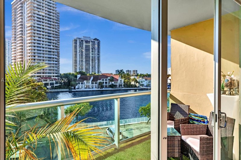 Comprar apartamento no Ocean View 421