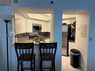 Property photo # 9