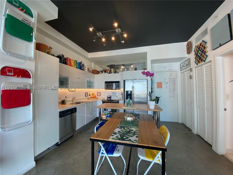 Property photo # 3