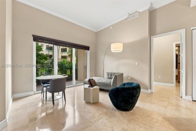Comprar apartamento no Turnberry Village South 116