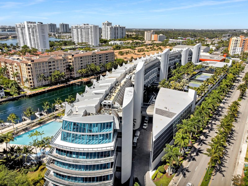 Condo for sale at Artech 122
