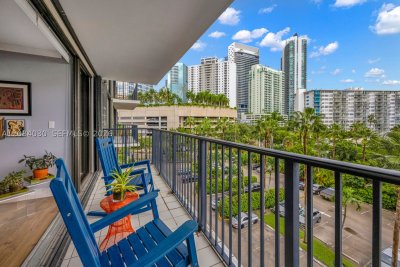 Comprar apartamento no Costa Bella Brickell 511