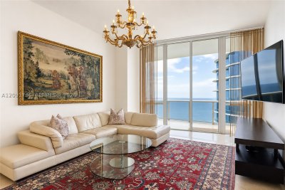 Comprar apartamento no Trump Tower Three 4007