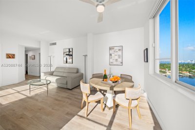 Aluguel de apartamento no Carriage Club North 1525