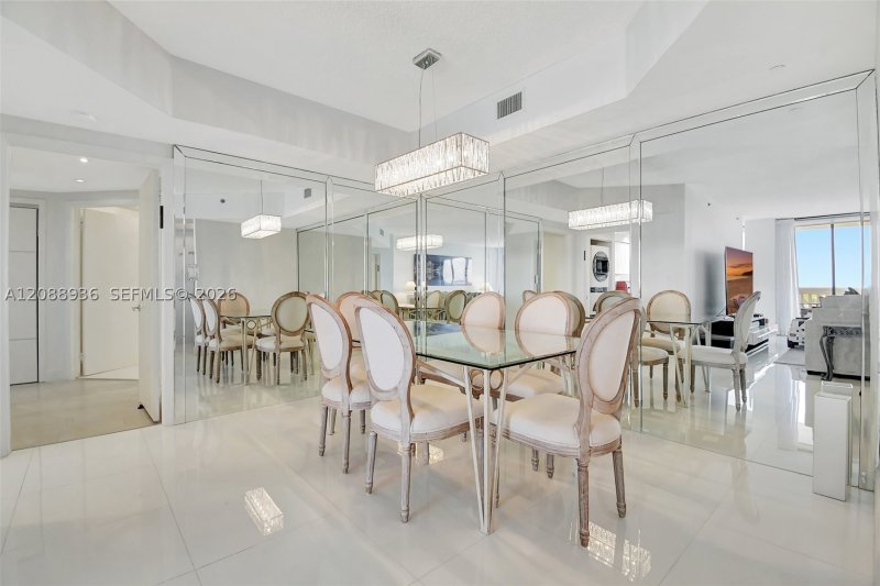 Condo for sale at 2000 Williams Island 808