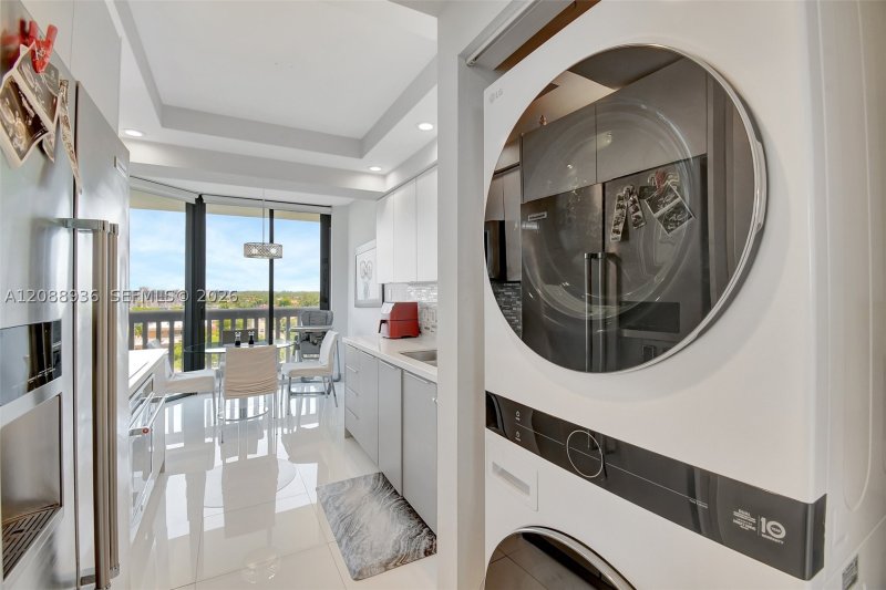 Condo for sale at 2000 Williams Island 808