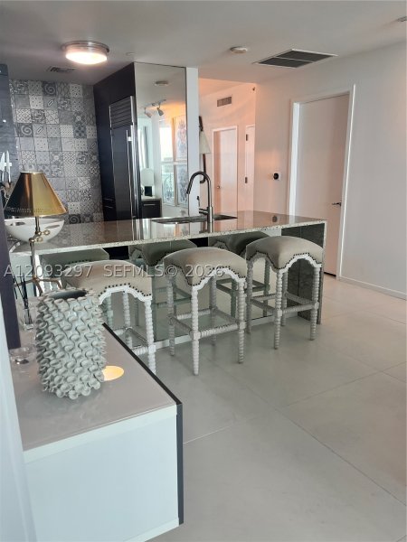 Apartment for rent at 900 Biscayne 2702