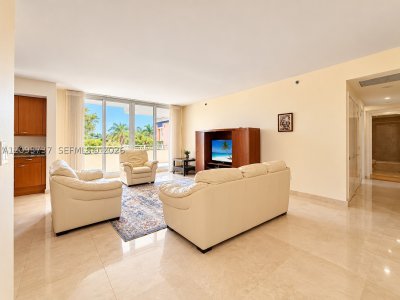 Comprar apartamento no Ocean Tower One 202