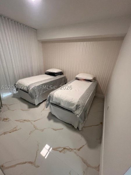Comprar apartamento en Parque Towers at St. Tropez 4-1504