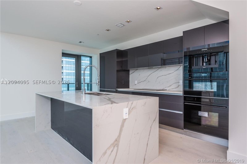 Comprar apartamento no Echo Brickell 4004