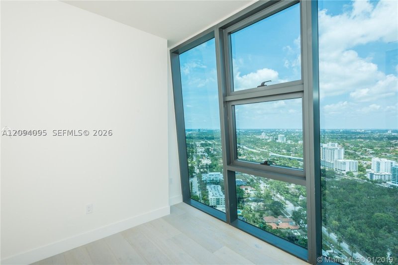 Comprar apartamento no Echo Brickell 4004
