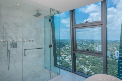 Comprar apartamento no Echo Brickell 4004