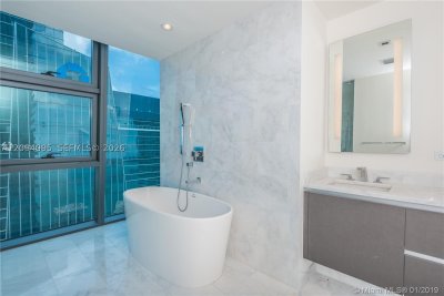 Comprar apartamento no Echo Brickell 4004