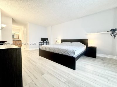 Aluguel de apartamento no Hallmark of Hollywood 525