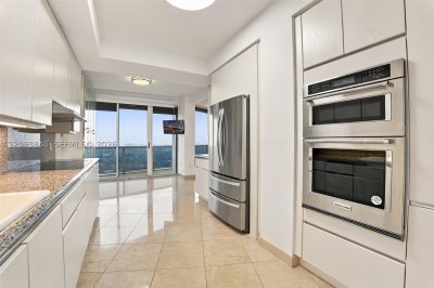 Comprar apartamento no Majestic Tower 1508