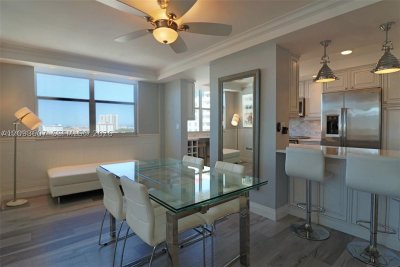 Comprar apartamento en Plaza Towers South 1202