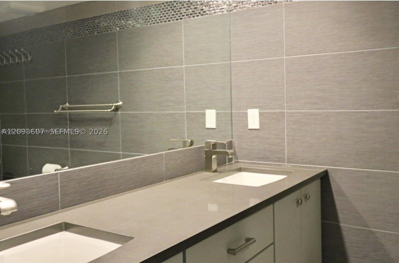 Condo for sale at Plaza Towers South 1202