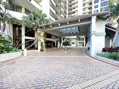 Aluguel de apartamento no Brickell Key One A1217