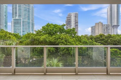 Comprar apartamento no 2200 Brickell 301