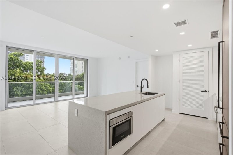 Condo for sale at 2200 Brickell 301