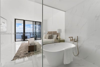 Comprar apartamento no Aria Reserve Miami 1005