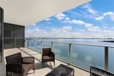 Comprar apartamento no Aria Reserve Miami 1005