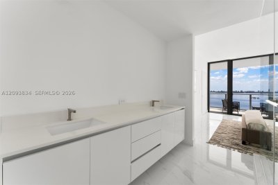Comprar apartamento no Aria Reserve Miami 1005