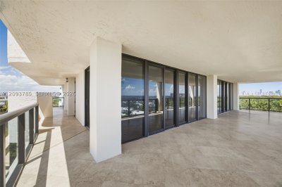 Comprar apartamento no Coconut Grove Bayshore 10A & 10B