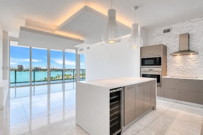 Comprar apartamento en Paramount Bay 1006