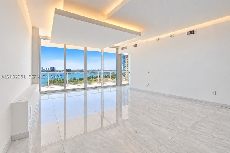 Condo for sale at Paramount Bay 1006