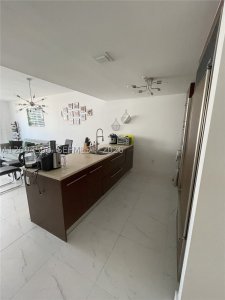 Aluguel de apartamento no Icon Brickell Tower I 2114