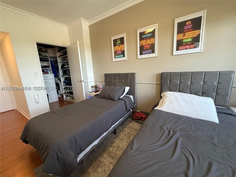 Alquiler de apartamento en Turnberry Village South 804