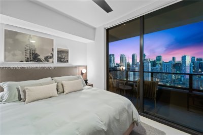 Comprar apartamento en Natiivo Gale Miami Hotel & Residences 3210