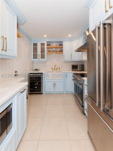 Comprar apartamento no Gables Plaza 203