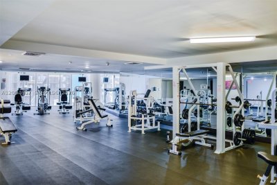 Aluguel de apartamento no Beach Club One 3702