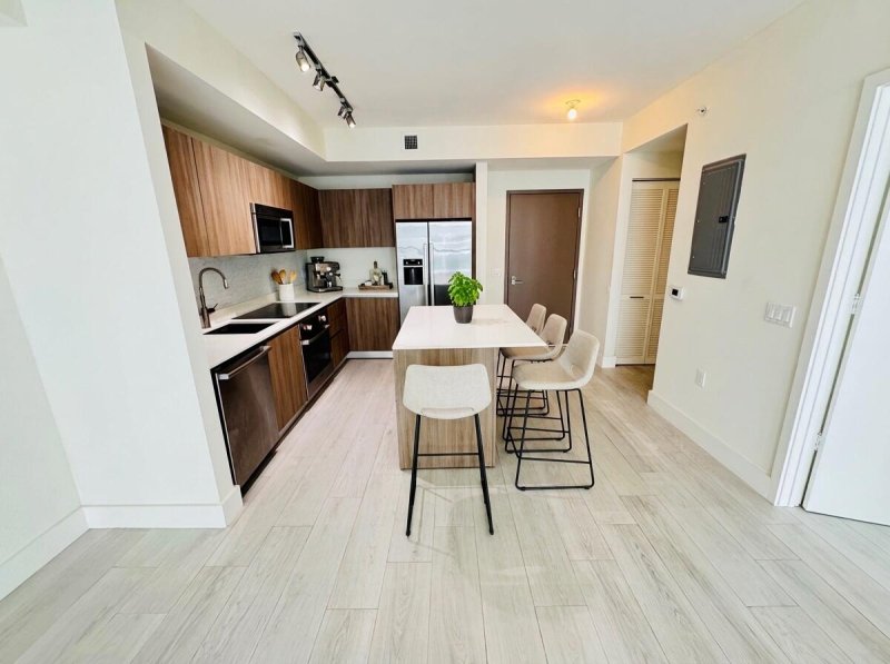 Apartment for rent at Cassa Brickell 603