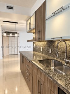 Alquiler de apartamento en The Plaza Bal Harbour 203
