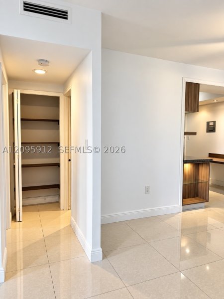 Alquiler de apartamento en The Plaza Bal Harbour 203