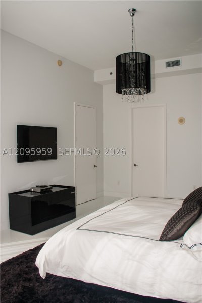 Comprar apartamento no Trump Tower Three 4306