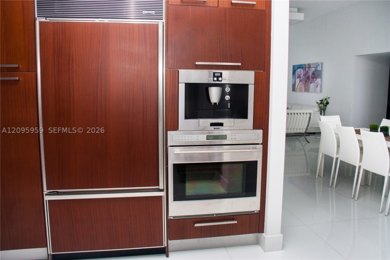 Comprar apartamento no Trump Tower Three 4306