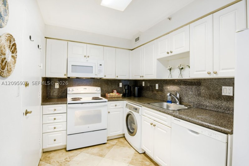 Property photo # 4