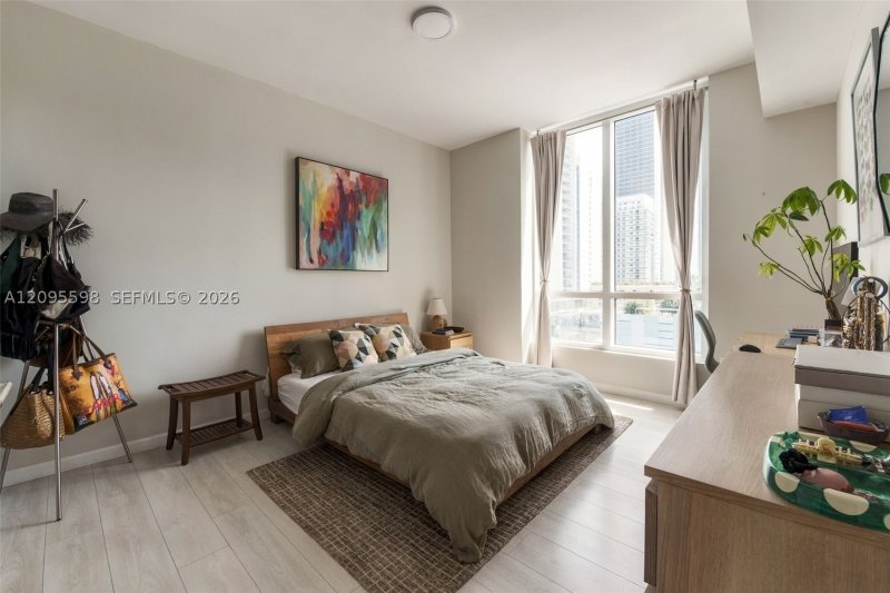 Alquiler de apartamento en The Crimson Miami 1006