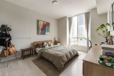 Alquiler de apartamento en The Crimson Miami 1006